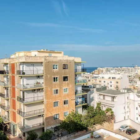 Pool * Is-Swieqi
