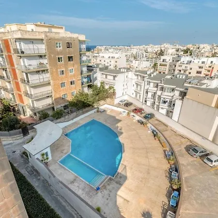Pool * Is-Swieqi