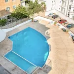 アパート Pool *