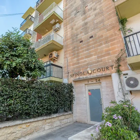 Pool Апартаменты *