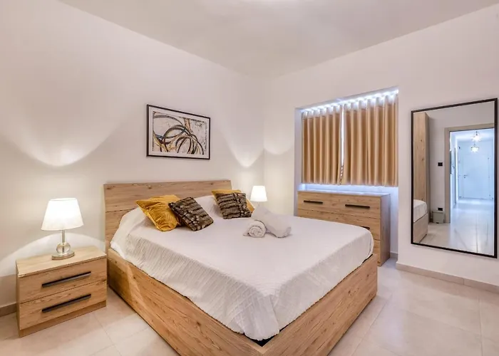 Апартаменты Pool Is-Swieqi